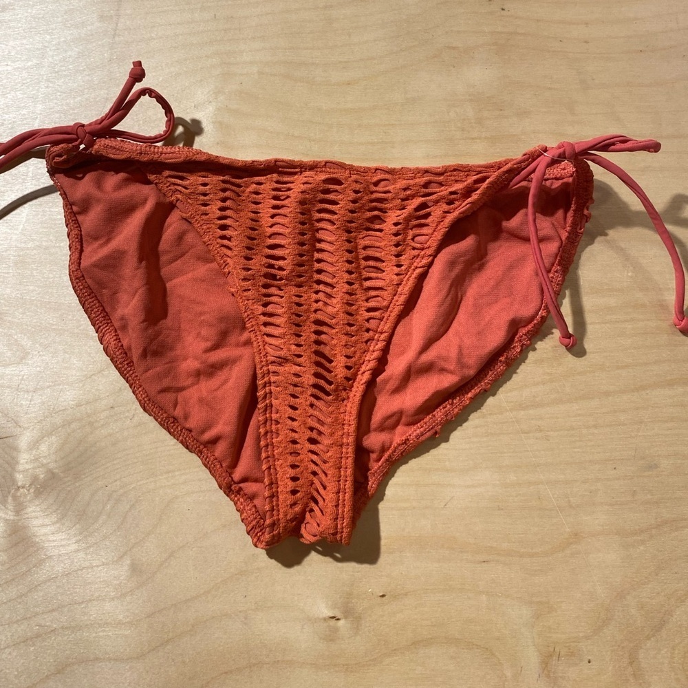 NOBO Women's Crochet Bikini Bottom Size Large (11-13) (BP)
